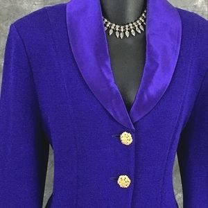 St. John Women's 2-Piece Knit Suit size 2